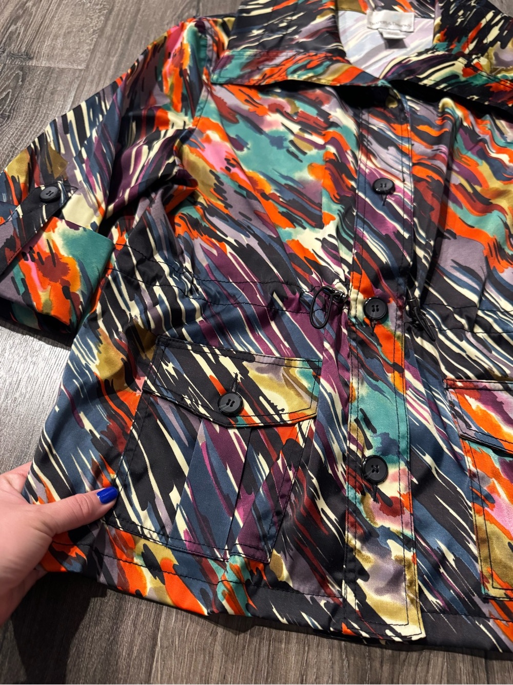 Draper’s & Damon’s Colorful Abstract Print Button-Front Jacket adjustable waist - Picture 4 of 6